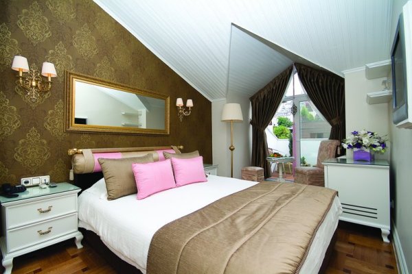 Avicenna Hotel