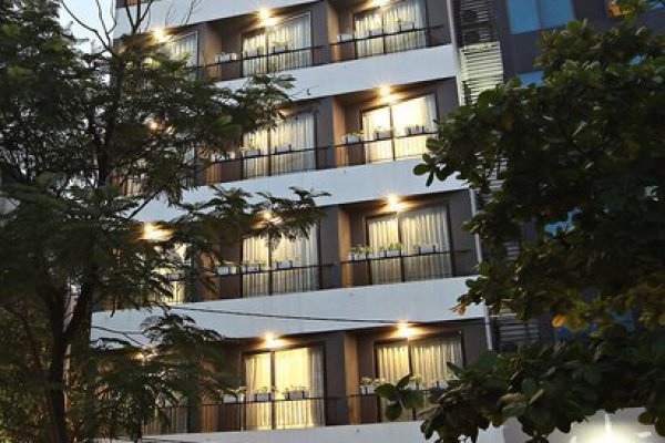 Ping Hanoi Hotel