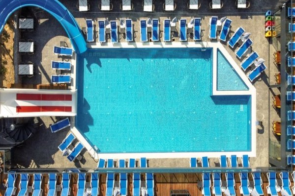 Relax Beach Hotel