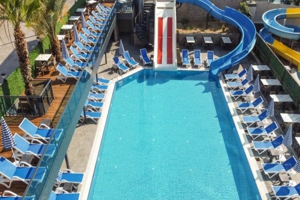 Relax Beach Hotel