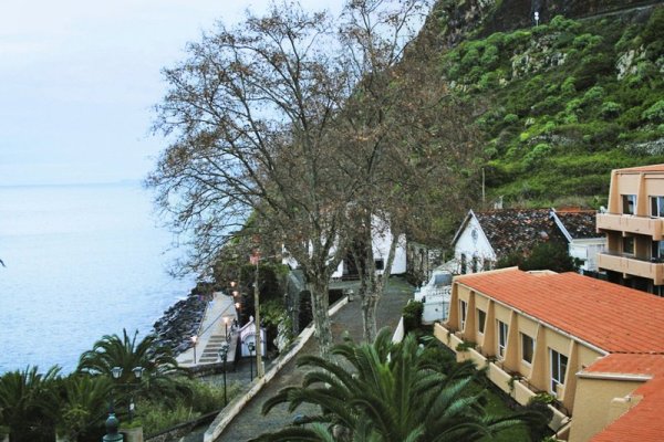Baía Madeira Hotel  Ocean Beachfront