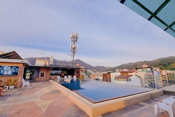 77 Patong Hotel & Spa