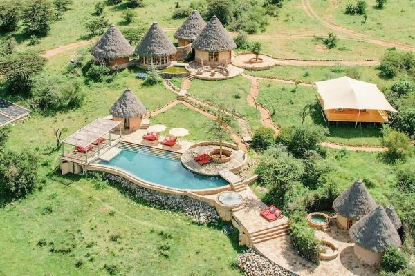 Mara Bushtops Camp