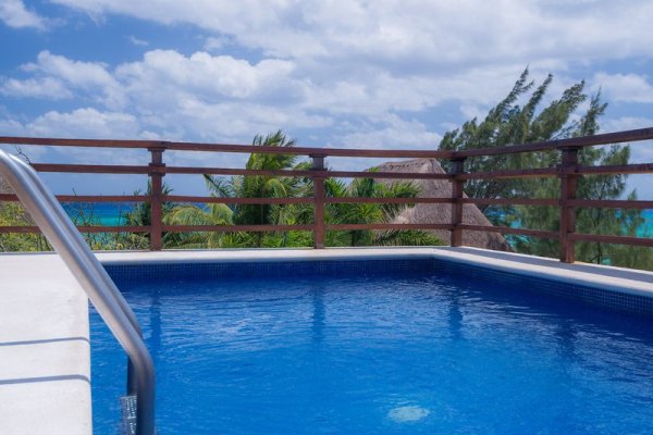 Pueblito Escondido Luxury CondoHotel