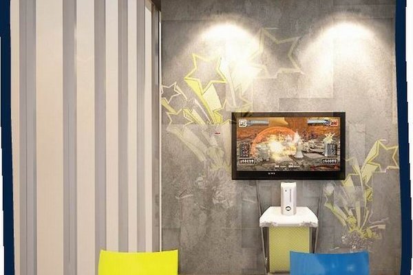 YELLO Hotel Harmoni