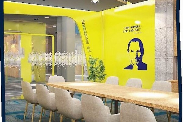 YELLO Hotel Harmoni
