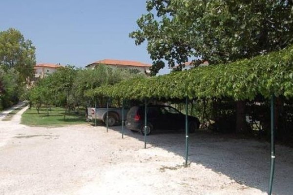 Avgerou Studios And Apartments