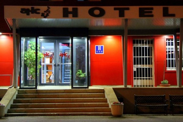 AHC Hoteles Low Cost Cáceres