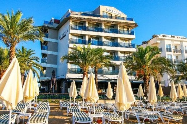 Aurasia Beach Hotel