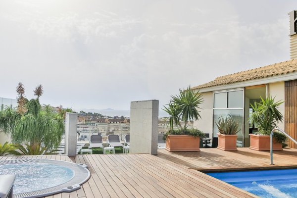 Apartamentos 525