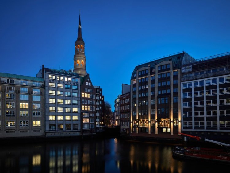 The Nikolai Hotel Hamburg  Leonardo Limited Edition