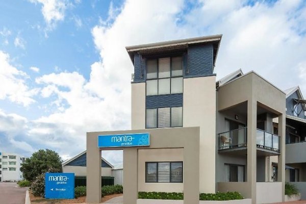 Mantra Geraldton