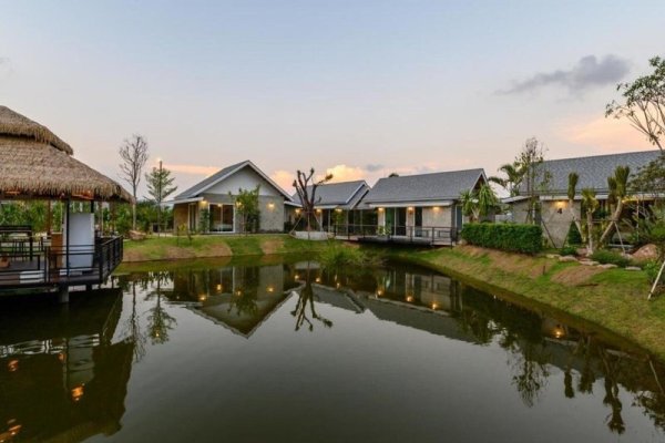 Loftpical Resort