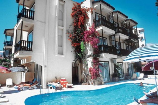 Contess by Faros Hotel