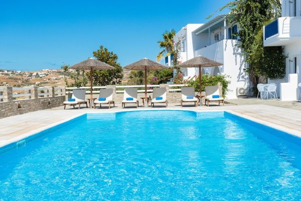 Pyrgaki Hotel