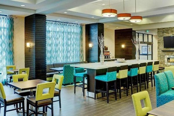 Hampton Inn By Hilton Winnipeg Airport