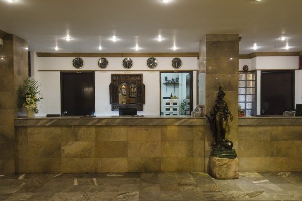 The Tarntawan Hotel Surawong Bangkok