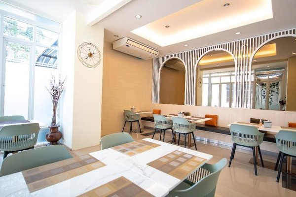 Phavina Grand Boutique