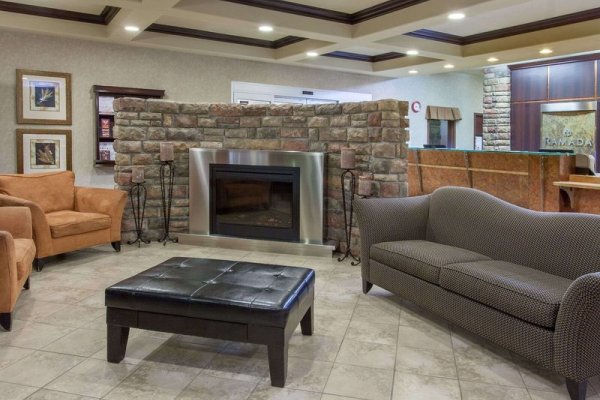 Ramada by Wyndham Camrose