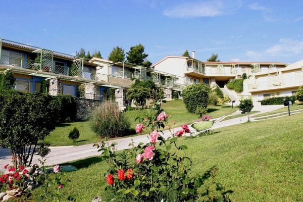 Arya Hotel
