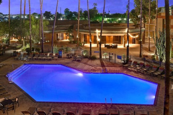 DoubleTree by Hilton Hotel Phoenix Tempe