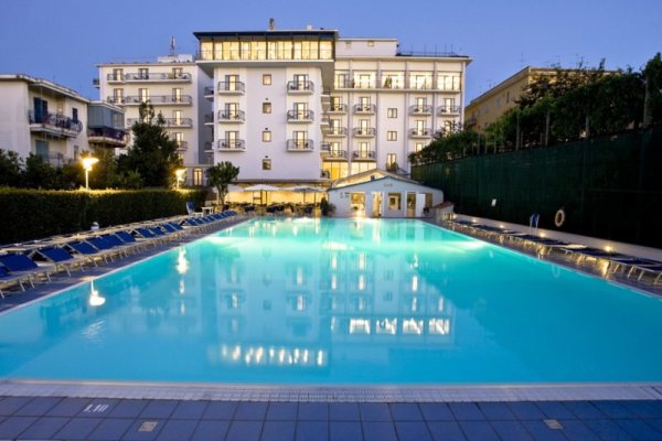 Grand Hotel Flora