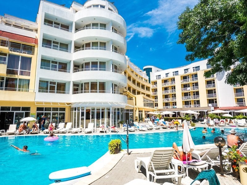 Sun Palace