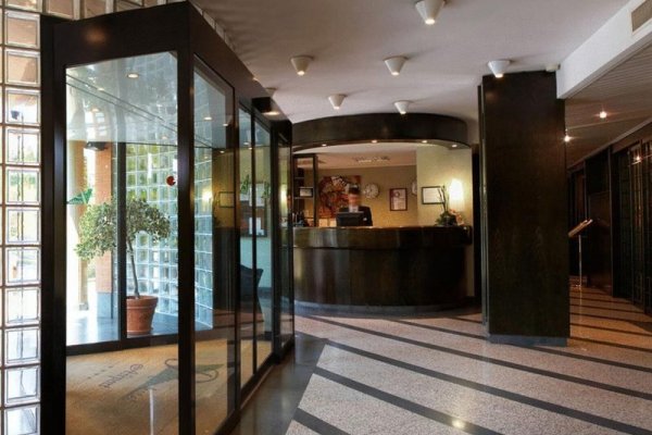 Pacific Hotel Airport