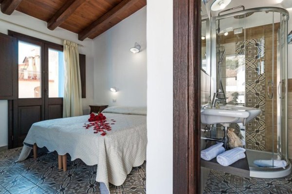 Ghivine Albergo Diffuso