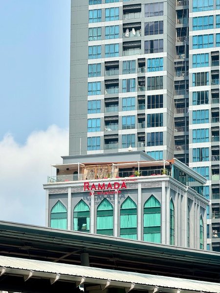 Ramada by Wyndham Bangkok Sukhumvit 11