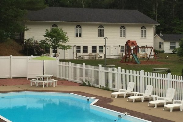 Merrill Farm Inn & Resort