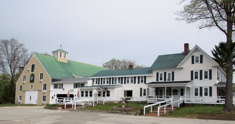 Merrill Farm Inn & Resort