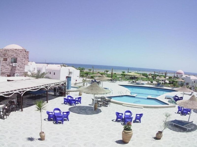 Dolphin Continental Hotel