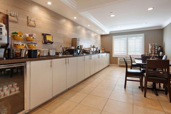 Best Western Burbank Airport Inn