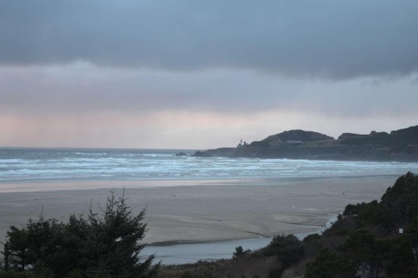 Best Western Agate Beach Inn