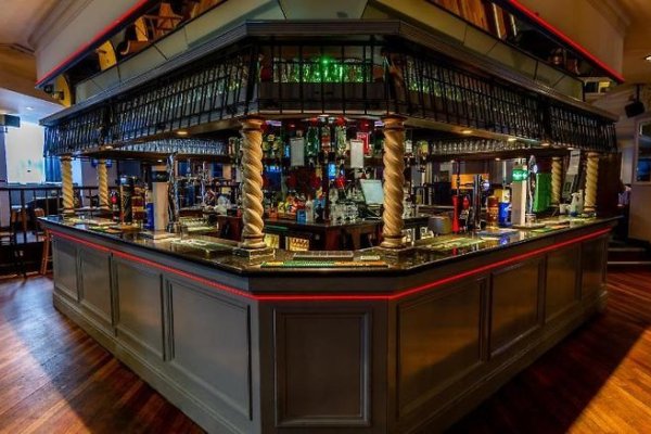 Adelphi Hotel