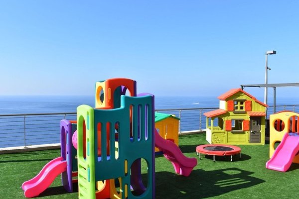 Miramare Grand Youth Hostel