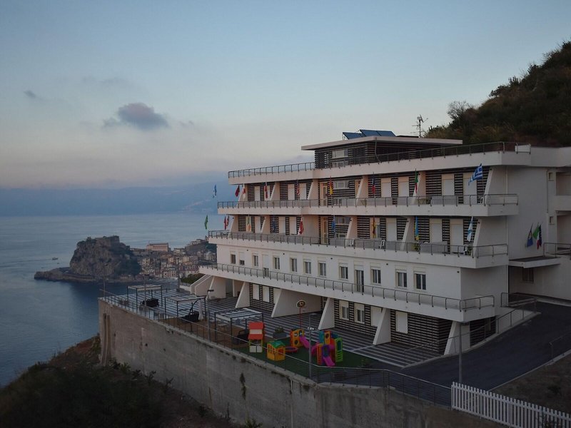 Miramare Grand Youth Hostel