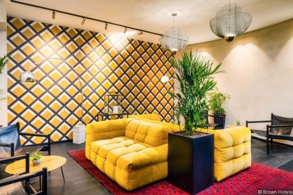 Brown Brut Hotel