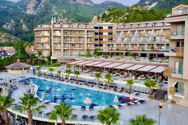 Turunç Premium Otel