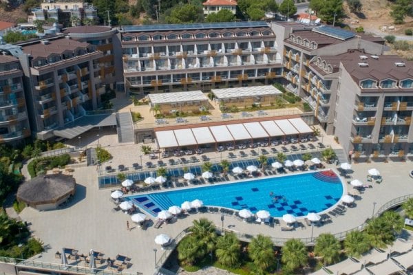 Turunç Premium Otel