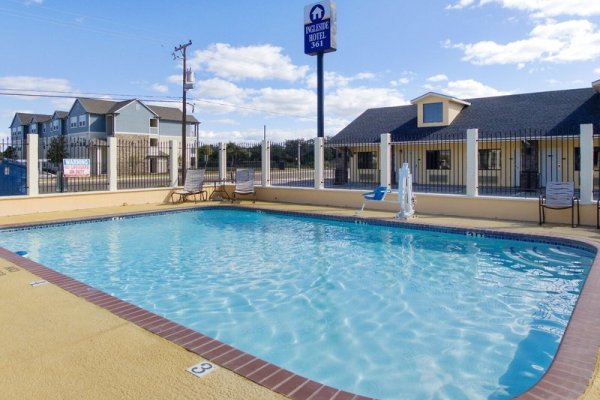 OYO Hotel Ingleside TX