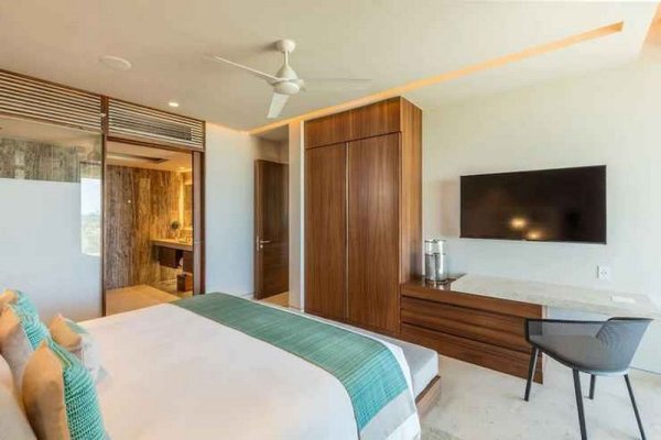 Solaz, a Luxury Collection Resort Los Cabos