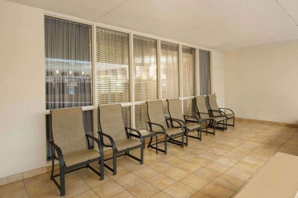 Doubletree by Hilton Bloomington - Minneapolis South