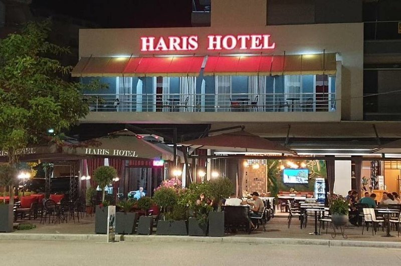 Haris Hotel