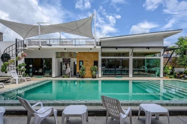 Phuket Airport Place