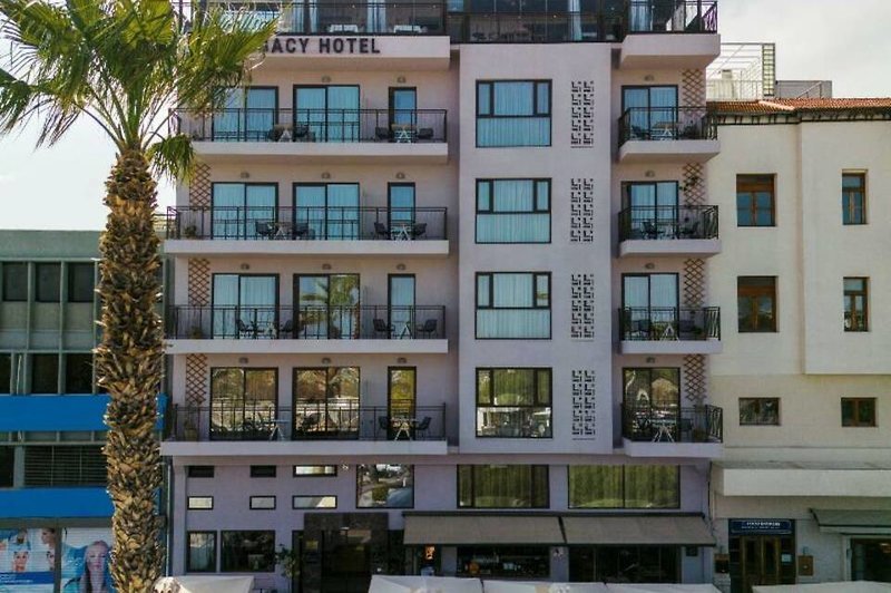 Legacy Gastro Suites