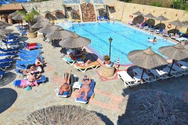 Altura Hotel