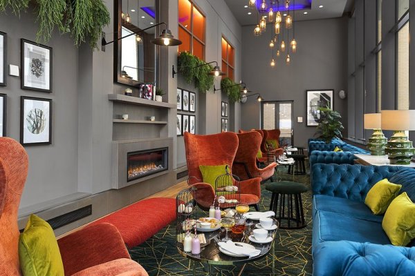 Leonardo Royal Hotel London Tower Bridge