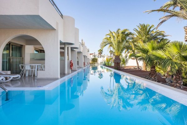 Apartamentos Edén
